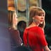 Poročna obleka Taylor Swift: Razkrivamo vse podrobnosti in modne namige o najbolj pričakovani obleki desetletja. Bo Taylor izbrala minimalizem ali dramatičen glamur?